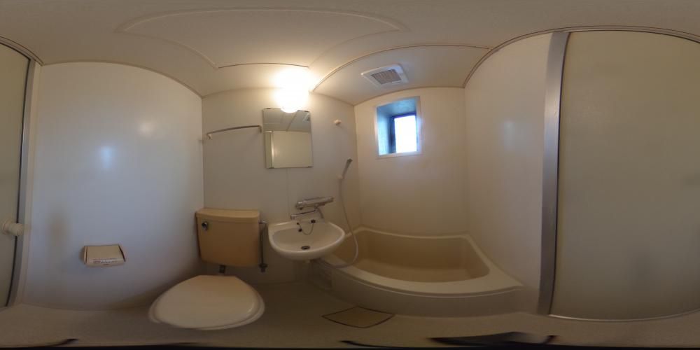 �o�X���[��