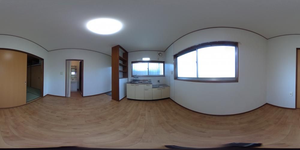 �m��