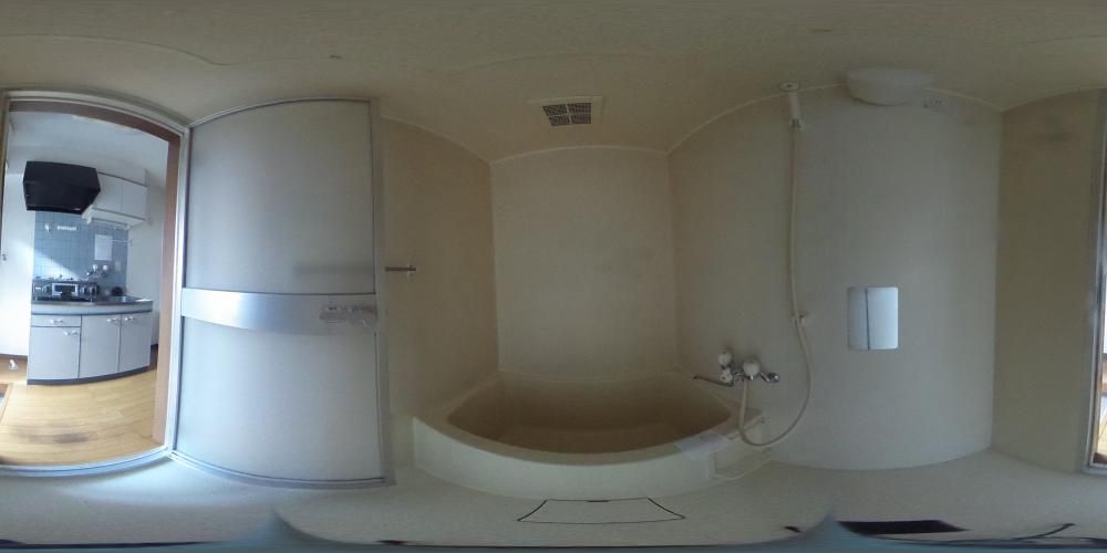 �o�X���[��